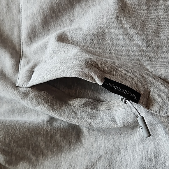 **SOLD** NBT Armored Hoodie - Picture 6 of 8